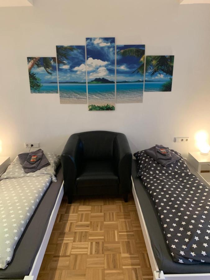 Aschaffapartment 4 Schlafzimmer Bis 10 Personen Bei Aschaffenburg Mainaschaff Esterno foto