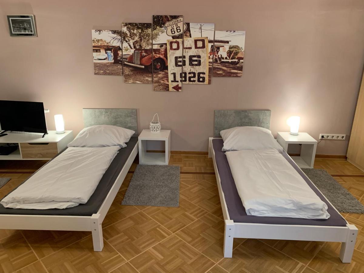Aschaffapartment 4 Schlafzimmer Bis 10 Personen Bei Aschaffenburg Mainaschaff Esterno foto
