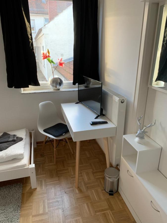Aschaffapartment 4 Schlafzimmer Bis 10 Personen Bei Aschaffenburg Mainaschaff Esterno foto