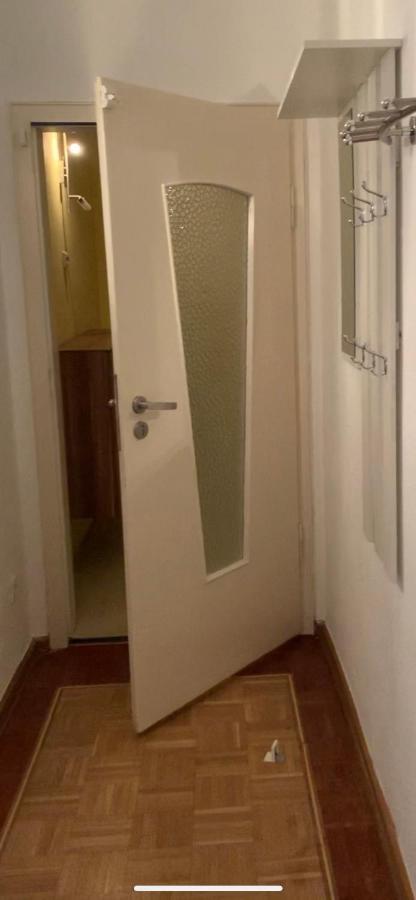 Aschaffapartment 4 Schlafzimmer Bis 10 Personen Bei Aschaffenburg Mainaschaff Esterno foto