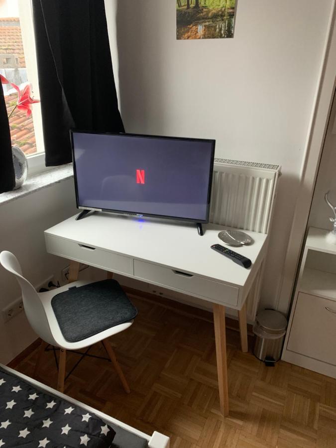 Aschaffapartment 4 Schlafzimmer Bis 10 Personen Bei Aschaffenburg Mainaschaff Esterno foto