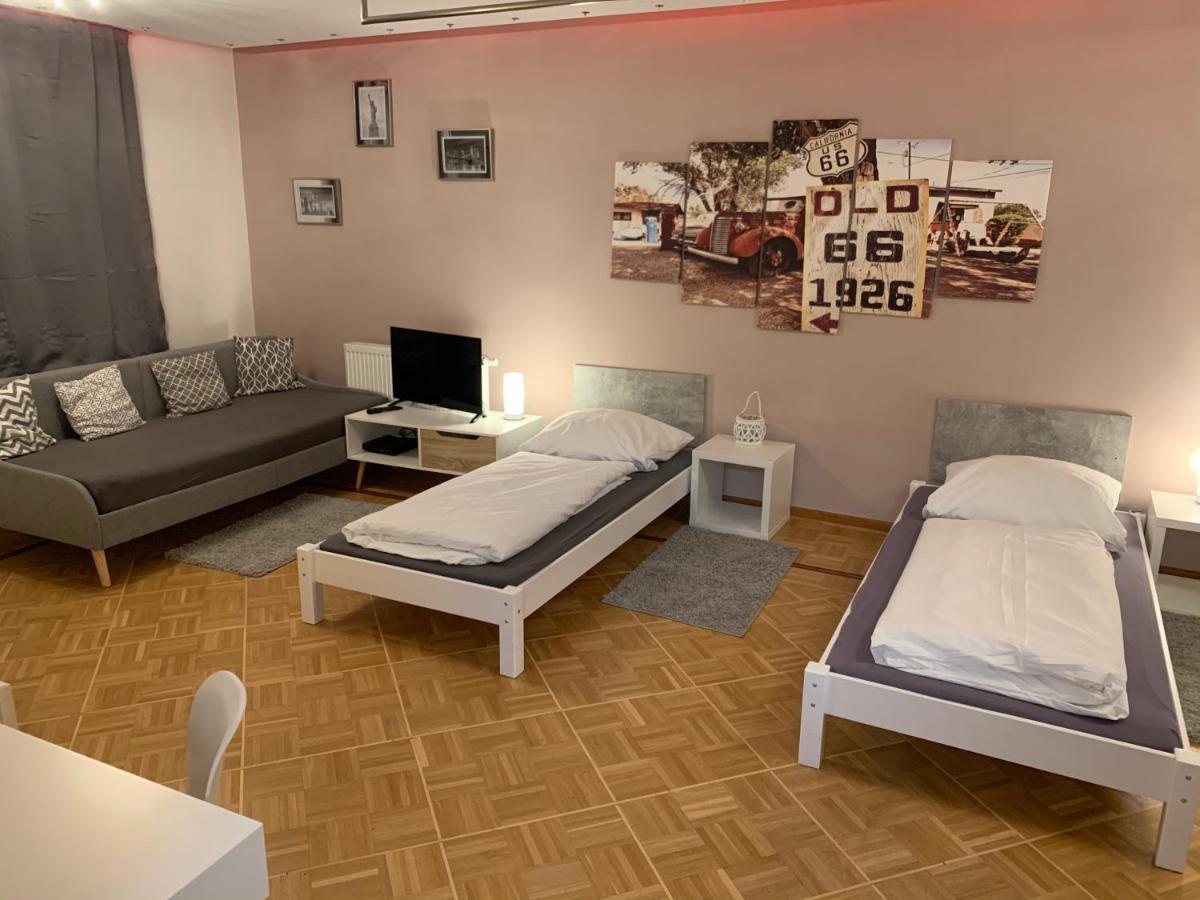 Aschaffapartment 4 Schlafzimmer Bis 10 Personen Bei Aschaffenburg Mainaschaff Esterno foto